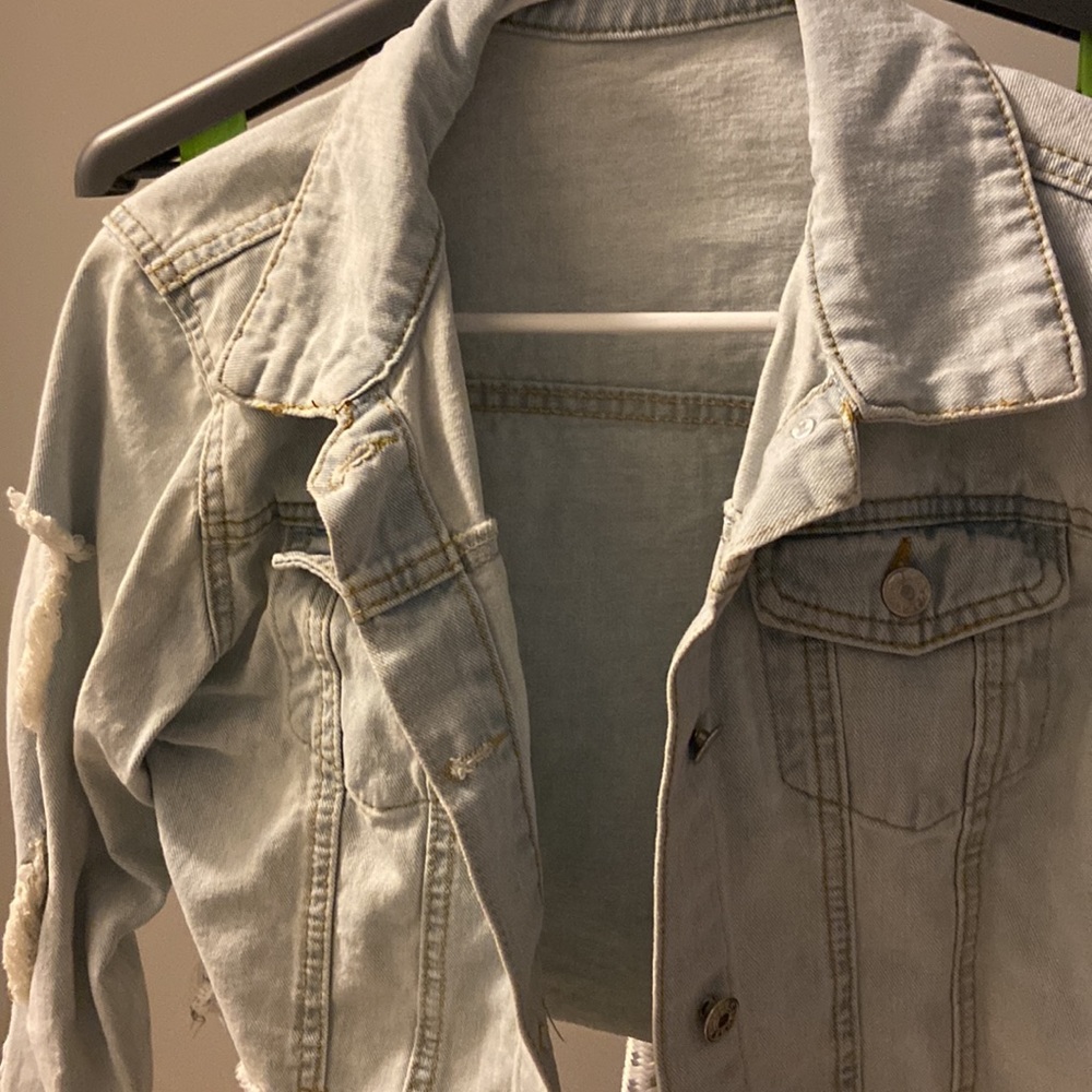 Cropped Jean jacket - Picture 2 of 2